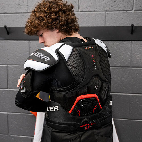 BAUER VAPOR FLYPRO SENIOR SHOULDER PAD Ice Hockey Equipment